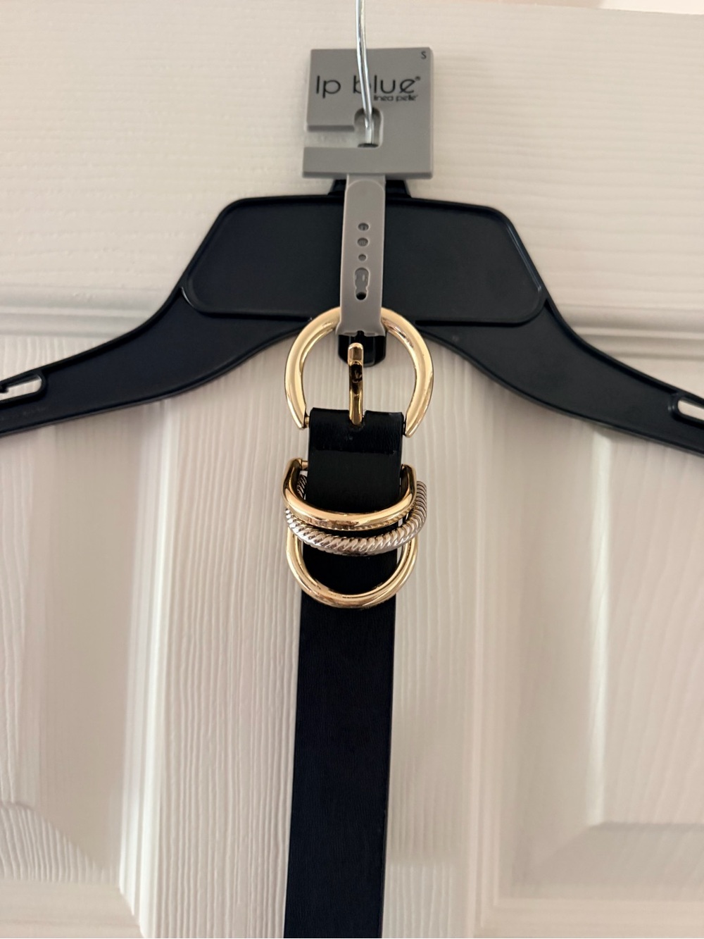 Black Women’s Belt with Gold Accent Rings by Ip Blue